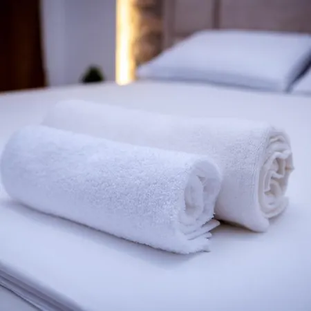 Stone 아파트 모스타르